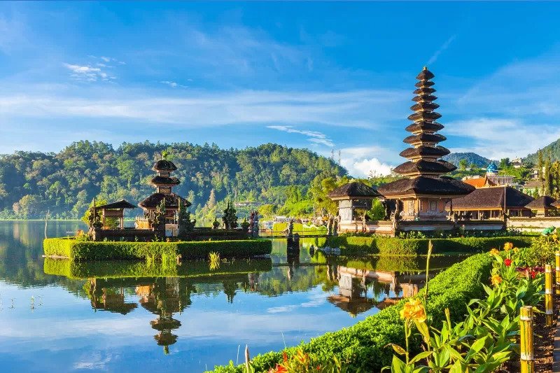 The iconic floating temple Pura Ulun Danu Beratan on Lake Bedugul Bali.